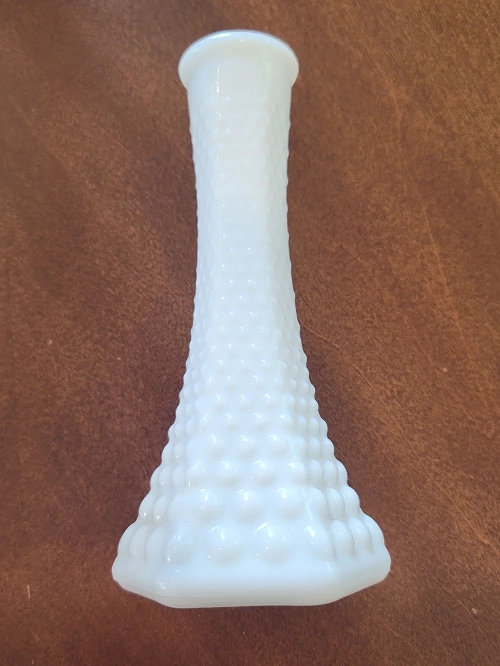MCM EO BRODY Milk Glass Hobnail Bud Vase Model 175 Tiny Flaw 6 Inches